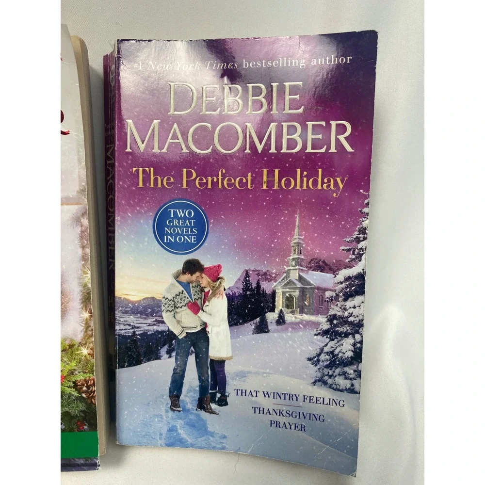 Debbie Macomber Christmas Romance Lot |‎ 4 Paperback Books | Holiday Fiction